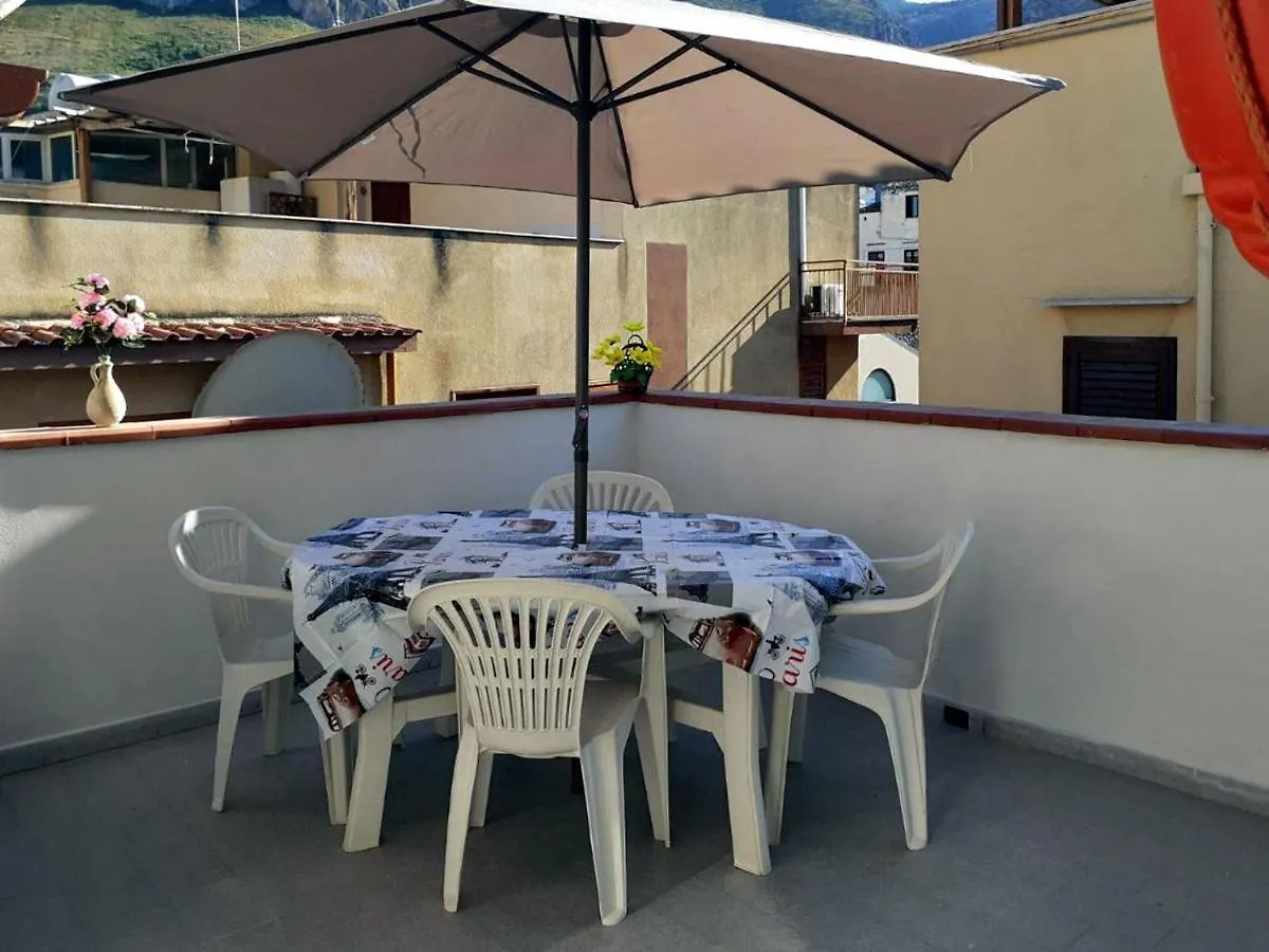 Don Vito'S Apartments كاستيلاّماري ديل غو
