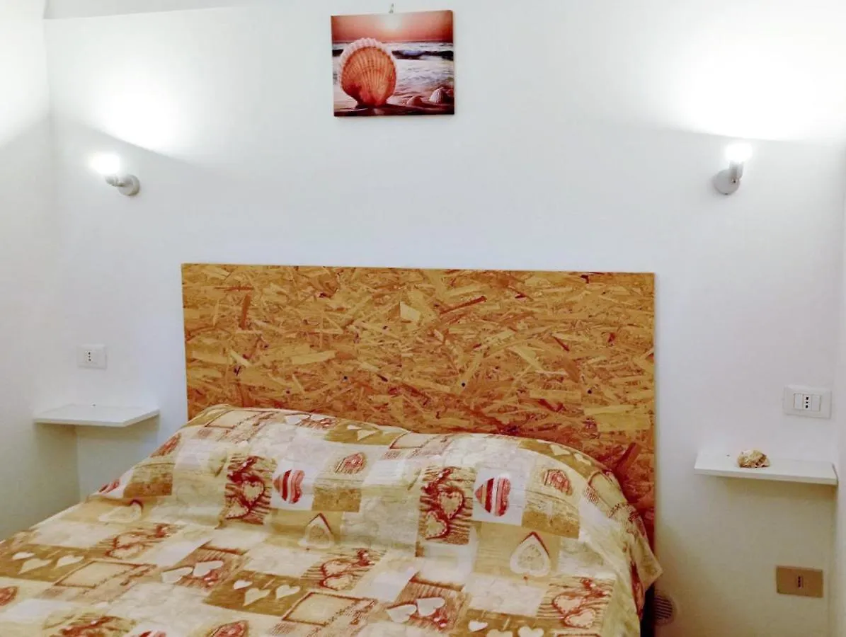 Don Vito'S Apartments كاستيلاّماري ديل غو
