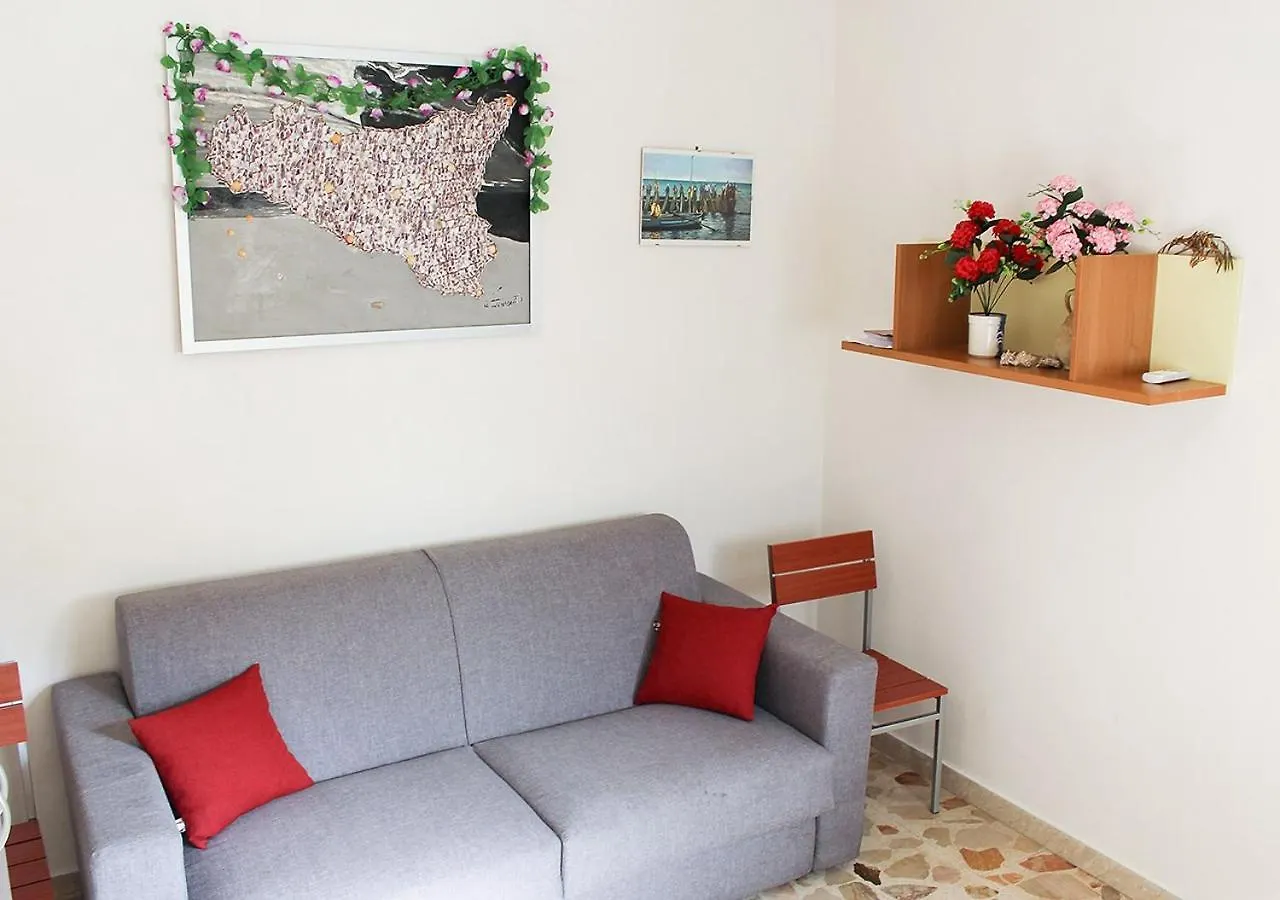 Don Vito'S Apartments كاستيلاّماري ديل غو 0*,