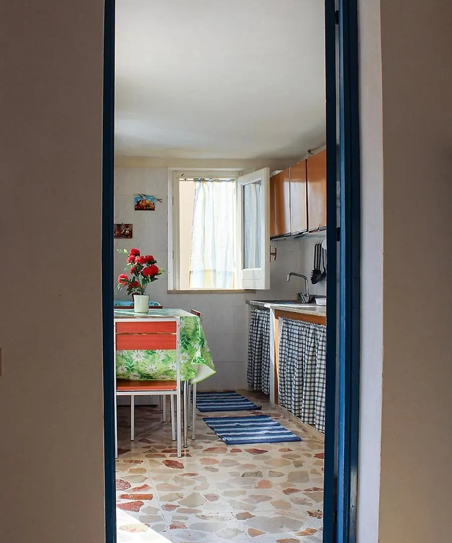 Don Vito'S Apartments كاستيلاّماري ديل غو