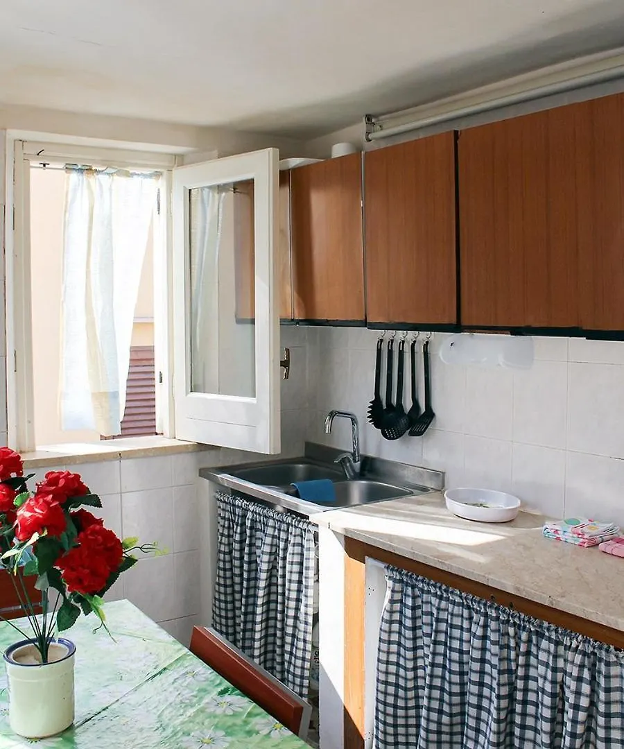 Don Vito'S Apartments كاستيلاّماري ديل غو